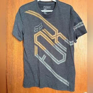 Bundle Offer! 5/30$ Fox Men's Gray and Gold Graphic T-Shirt